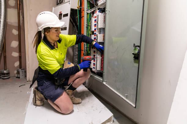 Electrical Outlet Repair in IL
